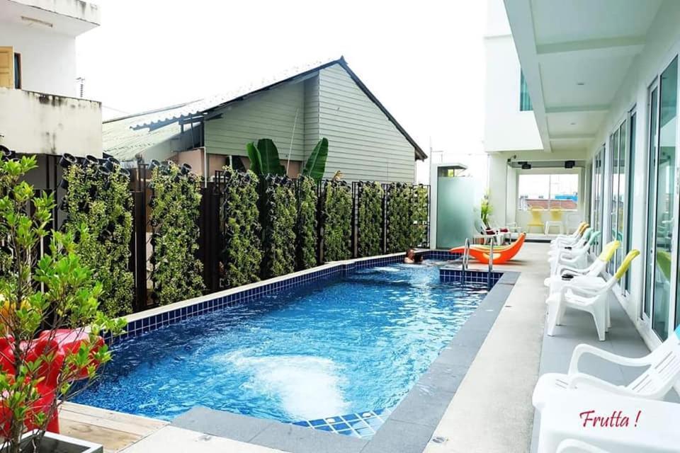 The Frutta Boutique Hotel Patong Exterior photo