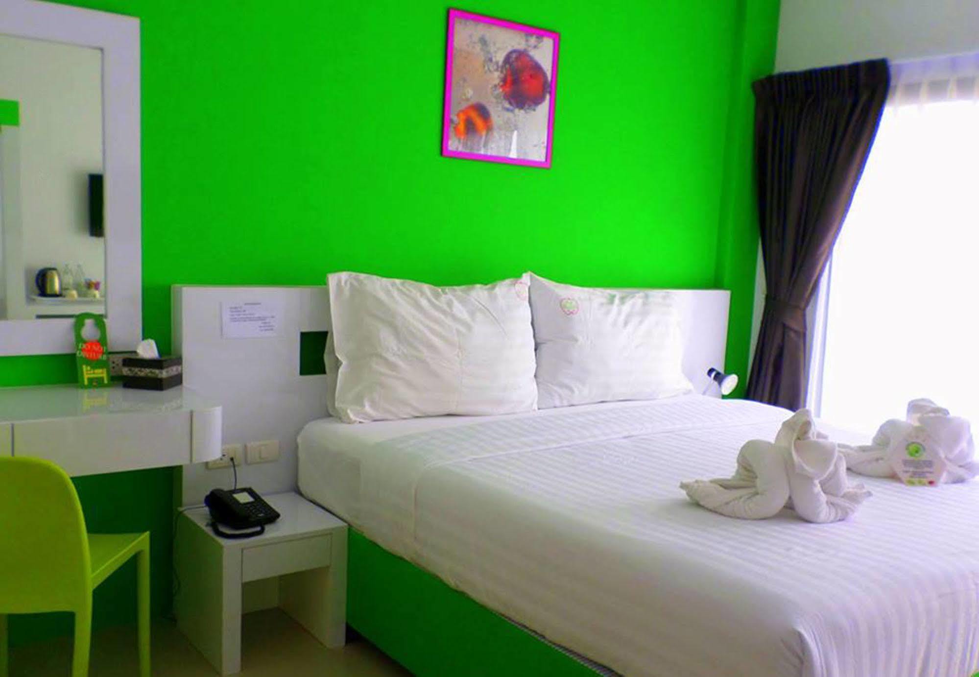 The Frutta Boutique Hotel Patong Exterior photo